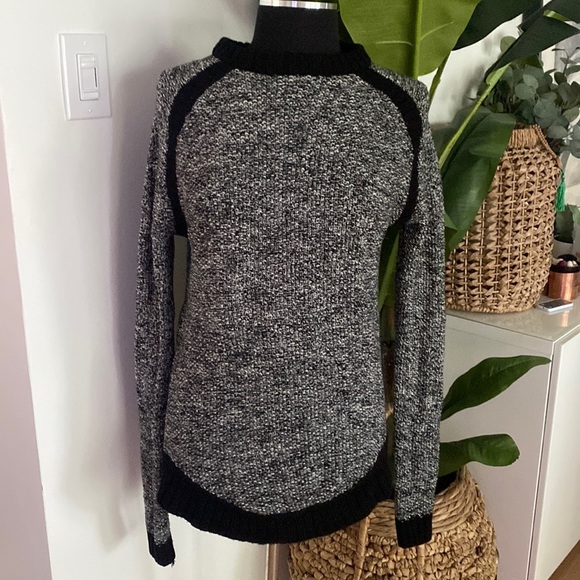 Lululemon Passage Sweater Merino Wool - Picture 3 of 8